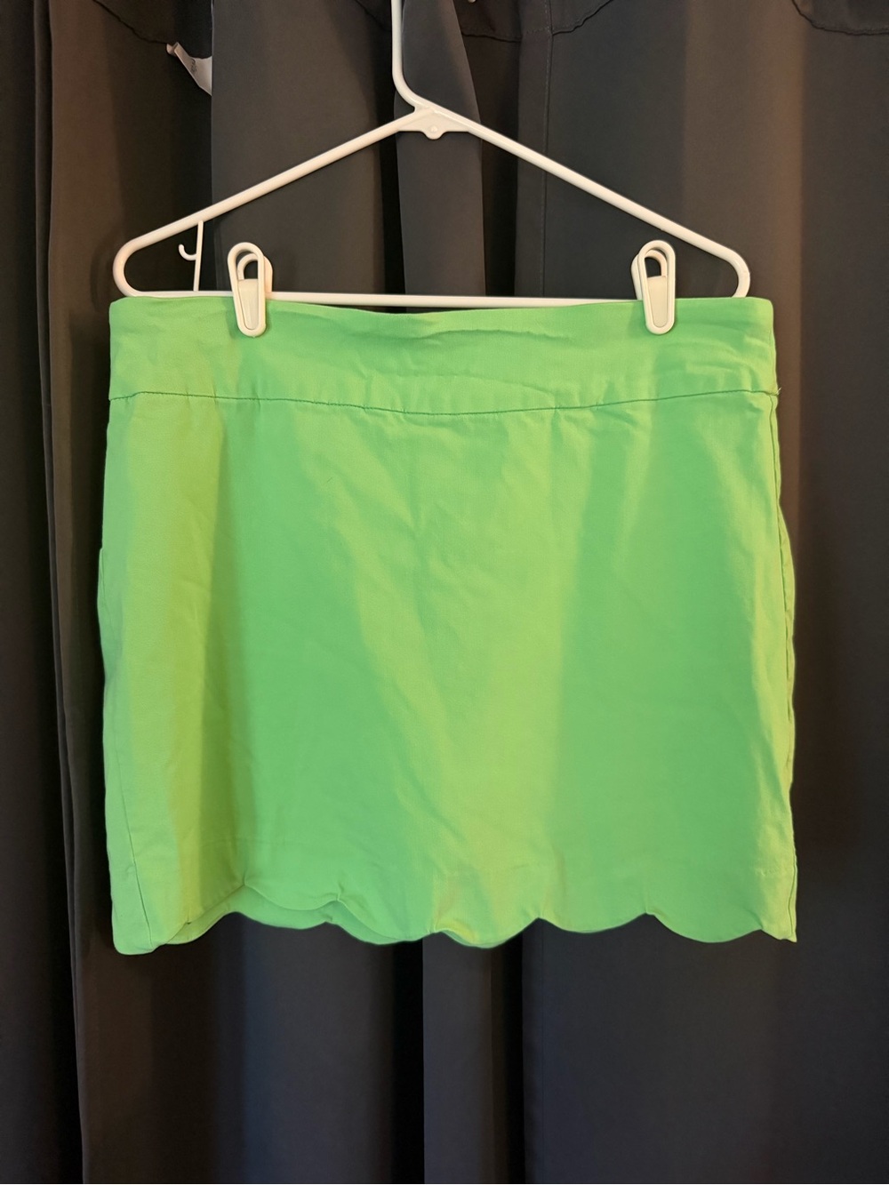 Zac & Rachel Lime Green Scallop Hem Mini Skirt